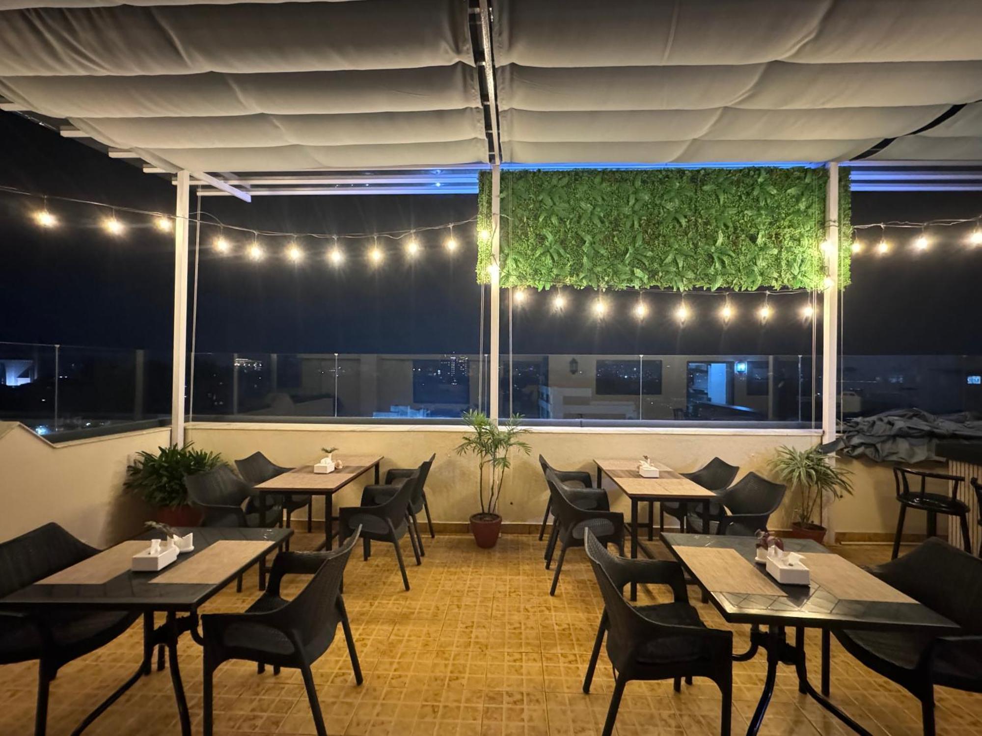The Luxe Inn Boutique Hotel Kathmandu Exterior photo